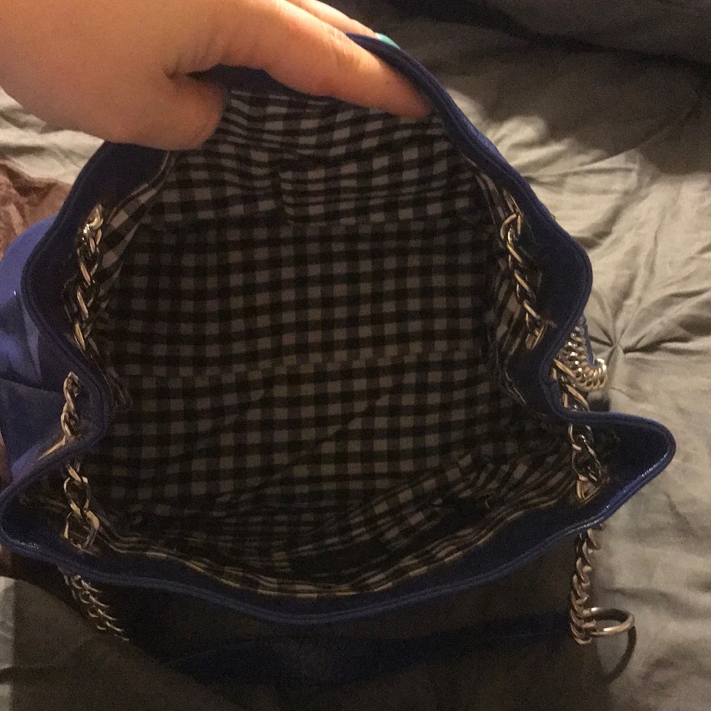 HOBO Handbag - Picture 3 of 8